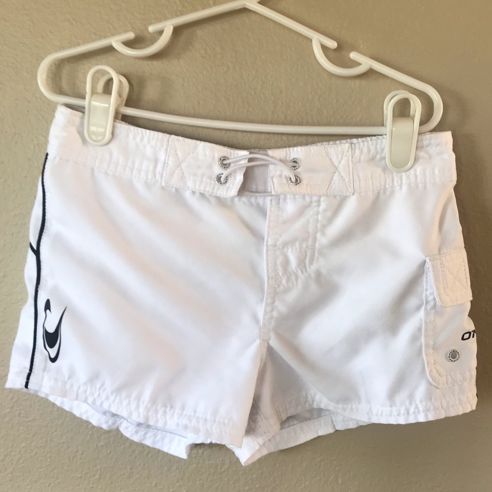 Girls O’Neil Board Shorts Size 8